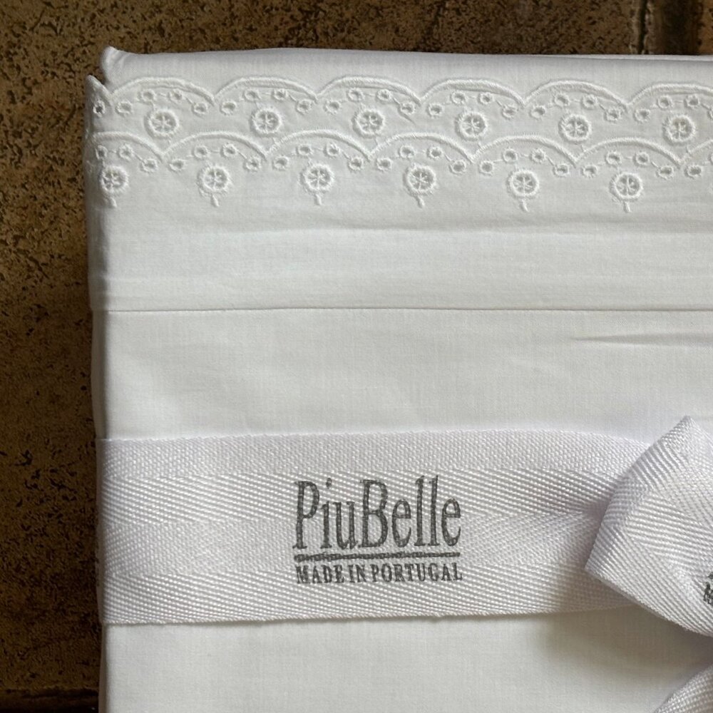 PiuBelle White King Size Scalloped Eyelet Sheet Set 100% Crisp Percale Cotton
